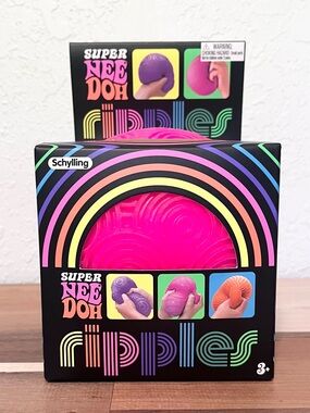 Schylling Super NeeDoh Ripples Sensory Toy - Hot Pink